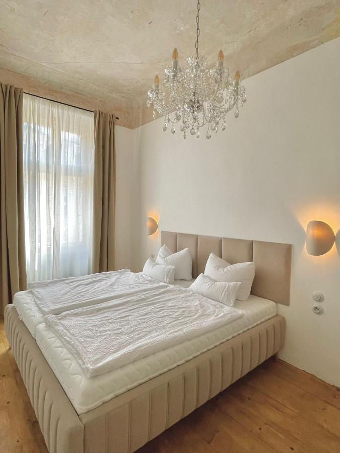 Apartma Adina 1905 卡罗维发利 外观 照片